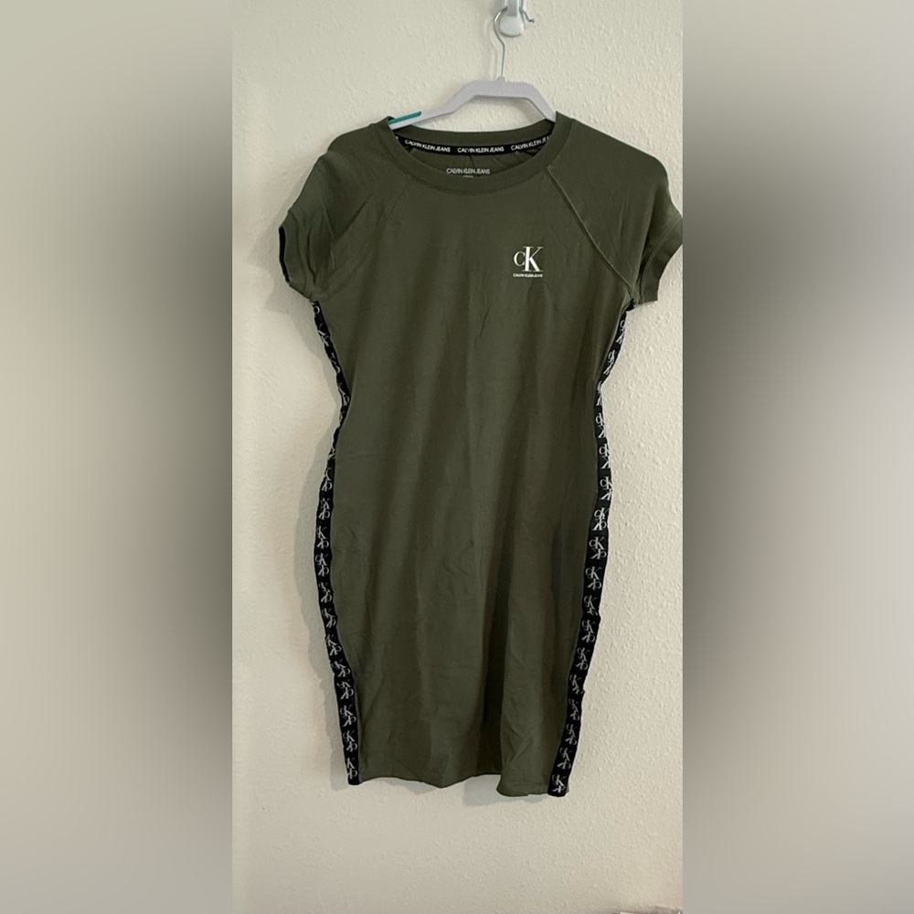 NWOT Women’s Calvin Klein Sneaker Dress size S